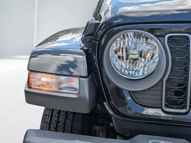 new 2025 Jeep Gladiator car, priced at $44,430