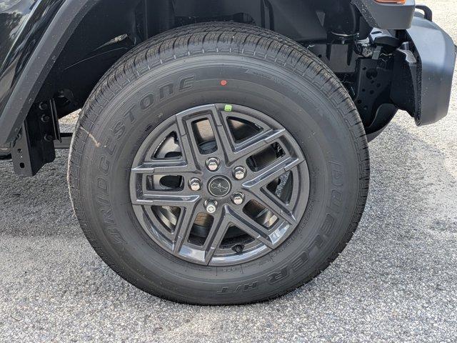 new 2025 Jeep Gladiator car, priced at $44,430