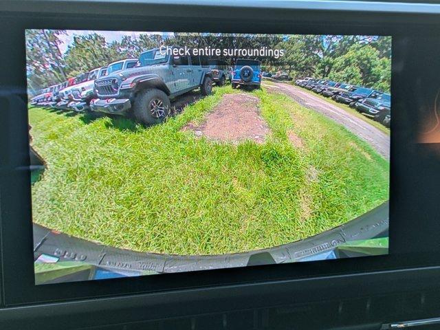 new 2025 Jeep Wrangler car, priced at $46,620