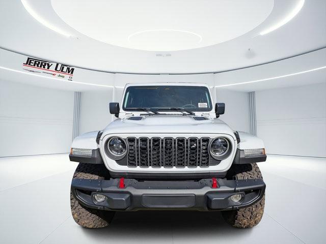 new 2025 Jeep Wrangler car, priced at $57,070