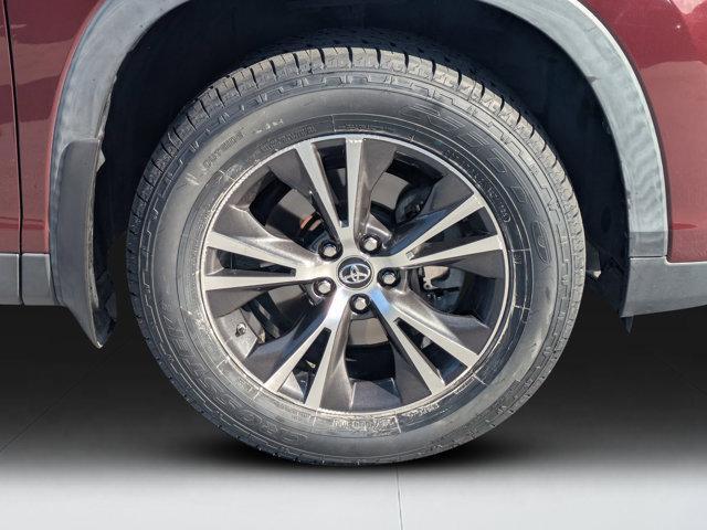 used 2019 Toyota Highlander car, priced at $19,188