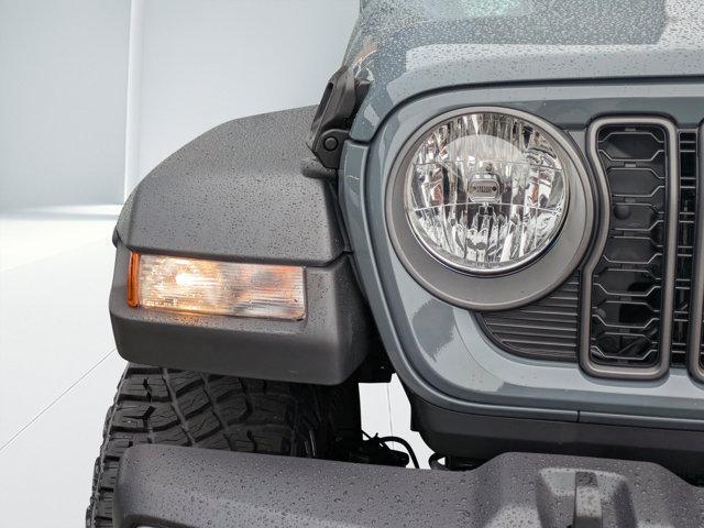 new 2025 Jeep Gladiator car, priced at $37,880