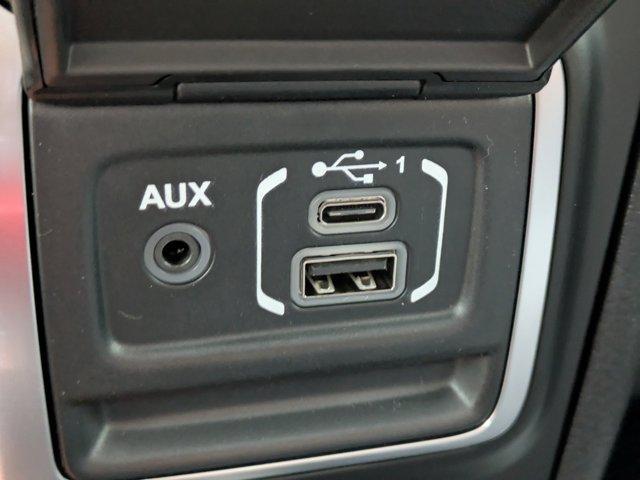 new 2025 Jeep Gladiator car, priced at $37,880