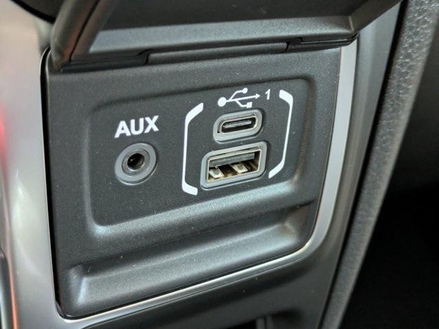 new 2025 Jeep Gladiator car, priced at $41,430