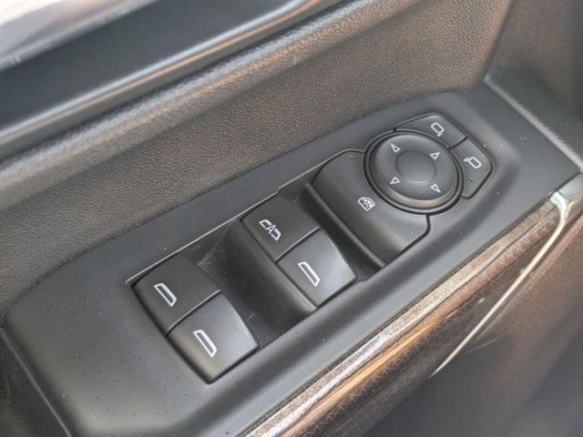 used 2021 Chevrolet Silverado 1500 car, priced at $37,104