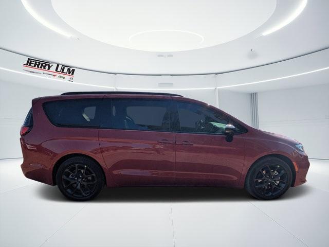 new 2026 Chrysler Pacifica car, priced at $51,020