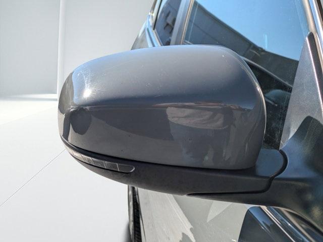 used 2020 Jeep Cherokee car, priced at $13,962