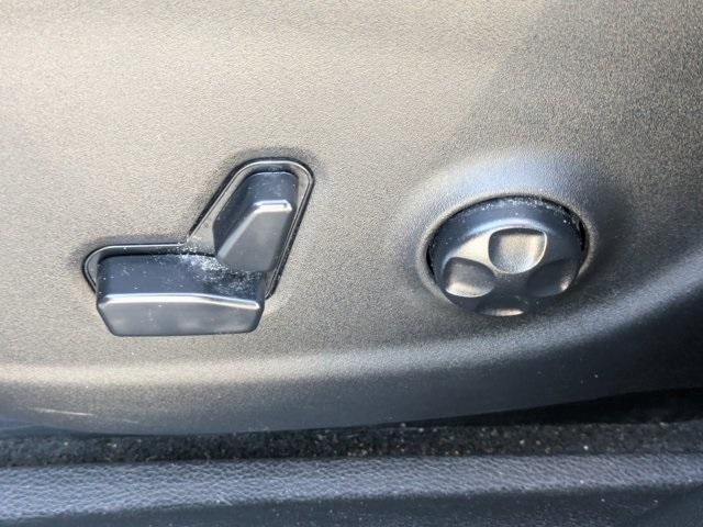 used 2020 Jeep Cherokee car, priced at $13,962