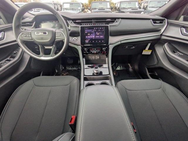 new 2025 Jeep Grand Cherokee L car, priced at $33,125