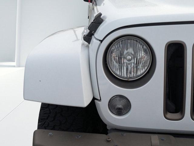 used 2016 Jeep Wrangler Unlimited car, priced at $18,813