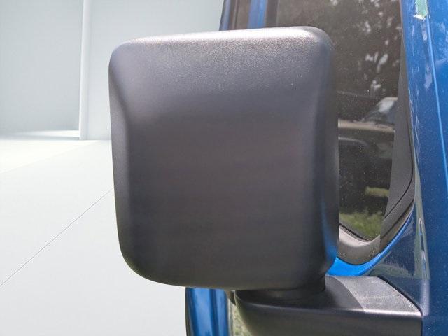 new 2025 Jeep Wrangler car, priced at $47,615