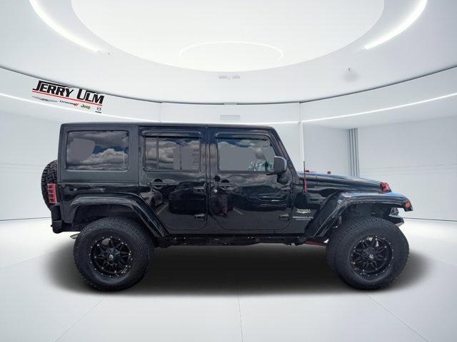 used 2015 Jeep Wrangler Unlimited car, priced at $18,500