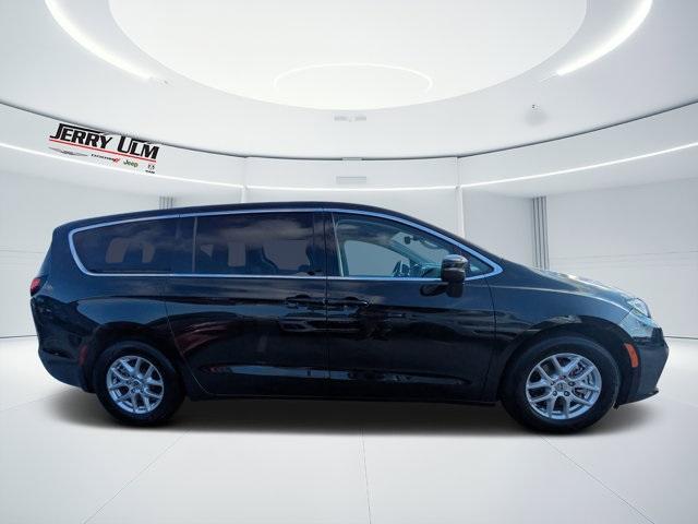 used 2023 Chrysler Pacifica car, priced at $22,387