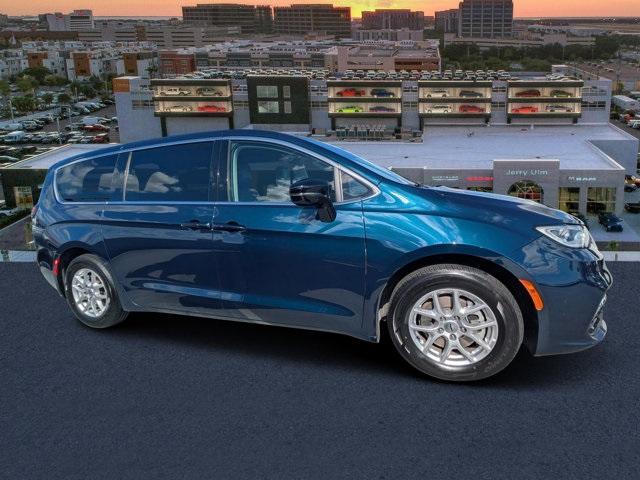 used 2024 Chrysler Pacifica car, priced at $24,879
