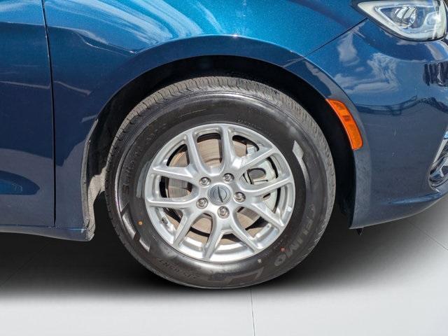used 2024 Chrysler Pacifica car, priced at $24,879