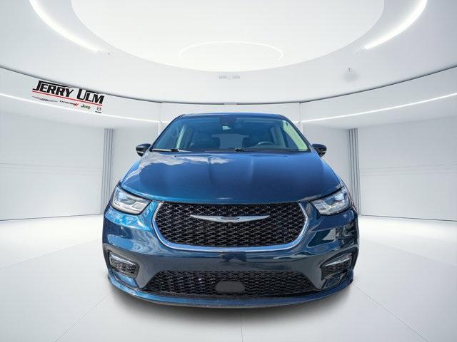 used 2024 Chrysler Pacifica car, priced at $24,879
