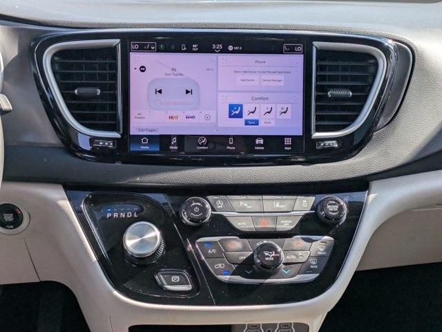 used 2024 Chrysler Pacifica car, priced at $24,879