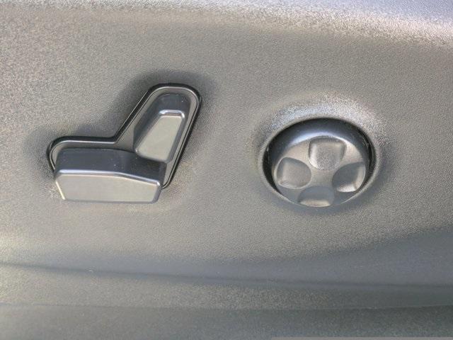 used 2024 Chrysler Pacifica car, priced at $24,879