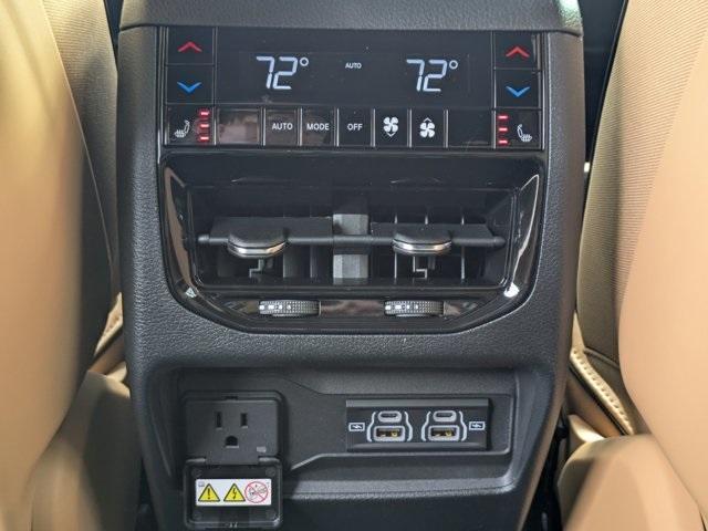 new 2025 Jeep Grand Cherokee L car, priced at $53,555