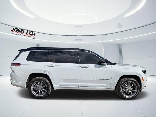 new 2025 Jeep Grand Cherokee L car, priced at $53,555