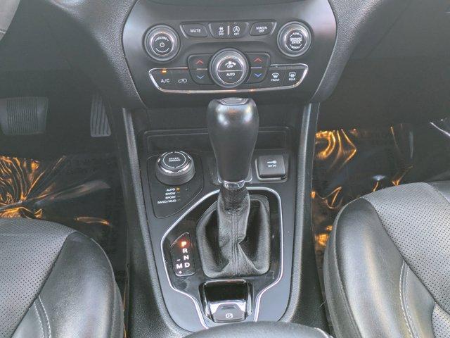 used 2023 Jeep Cherokee car, priced at $20,489