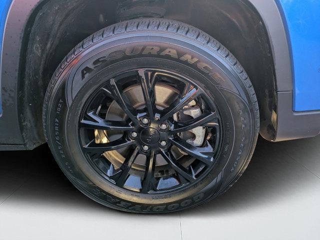 used 2023 Jeep Cherokee car, priced at $20,489