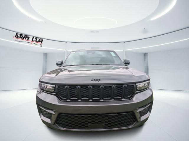 new 2025 Jeep Grand Cherokee car, priced at $37,225