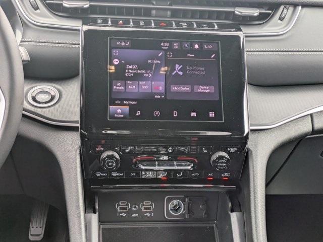 new 2025 Jeep Grand Cherokee car, priced at $37,225