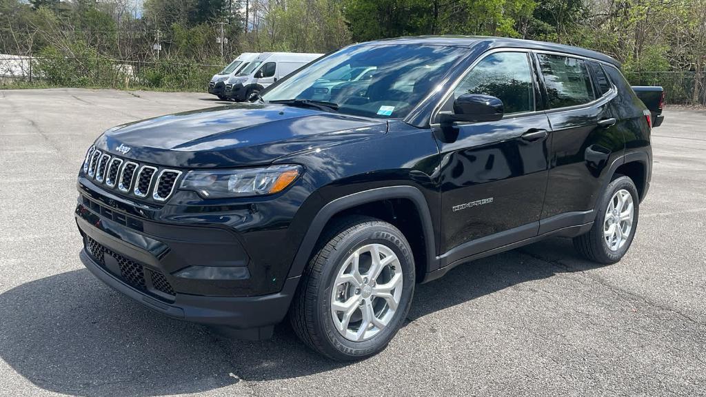 new 2024 Jeep Compass car, priced at $26,378