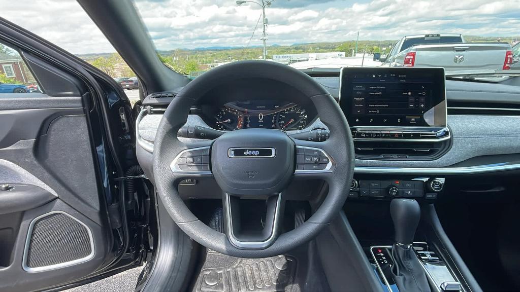 new 2024 Jeep Compass car, priced at $27,128