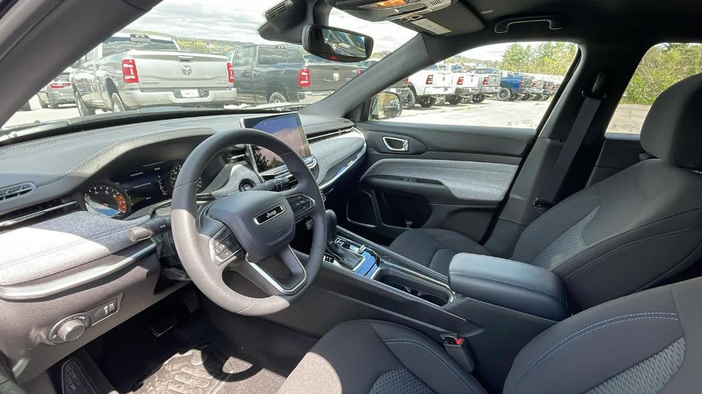 new 2024 Jeep Compass car, priced at $27,128