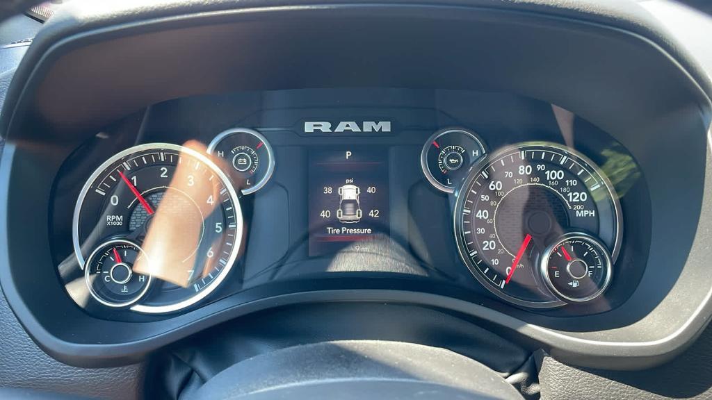 new 2025 Ram 1500 car, priced at $55,555