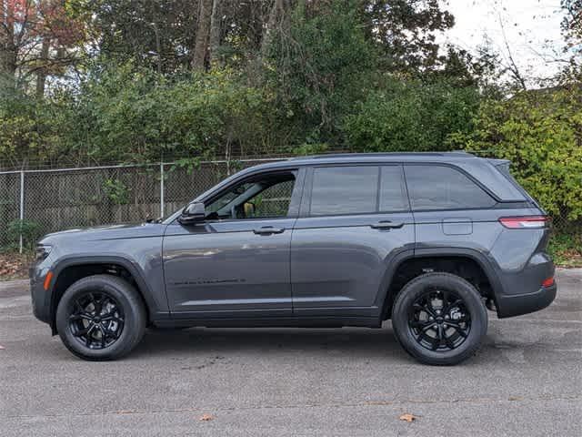 new 2025 Jeep Grand Cherokee car, priced at $38,030