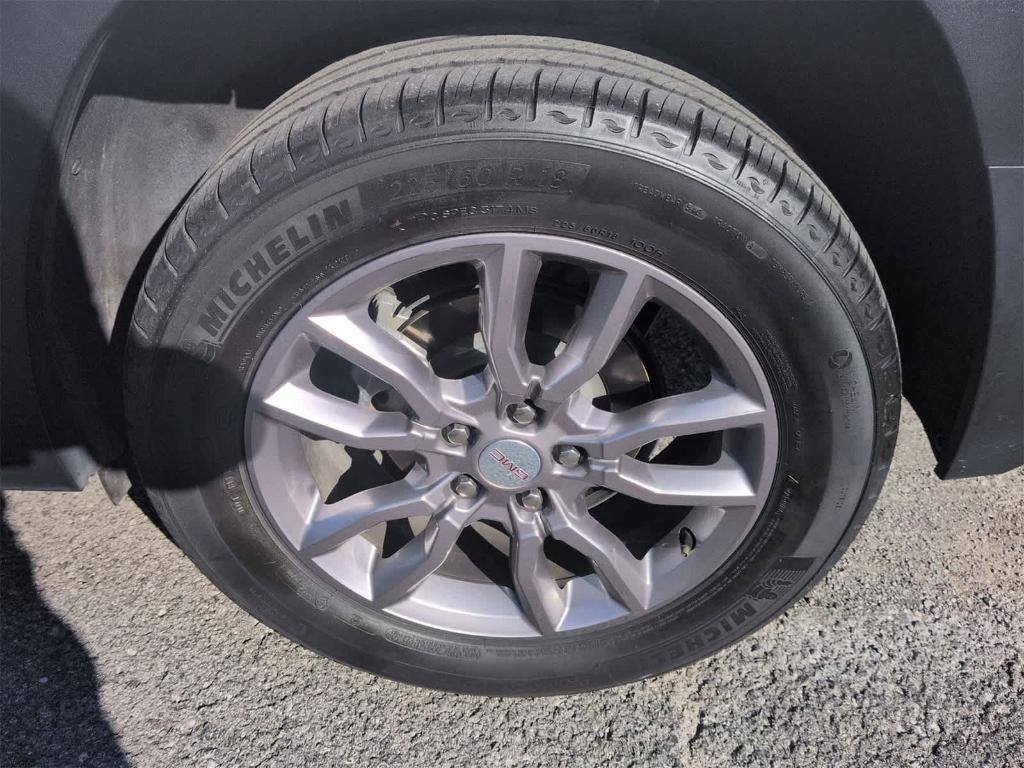 used 2023 GMC Terrain car, priced at $21,995
