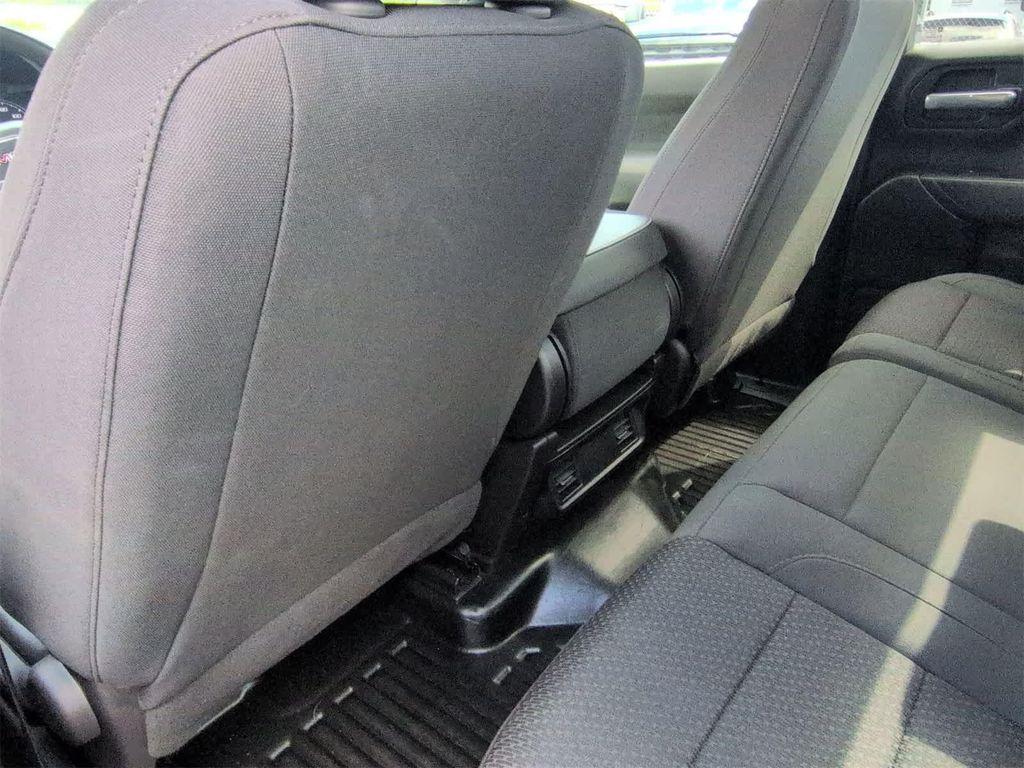 used 2023 GMC Sierra 1500 car, priced at $31,408