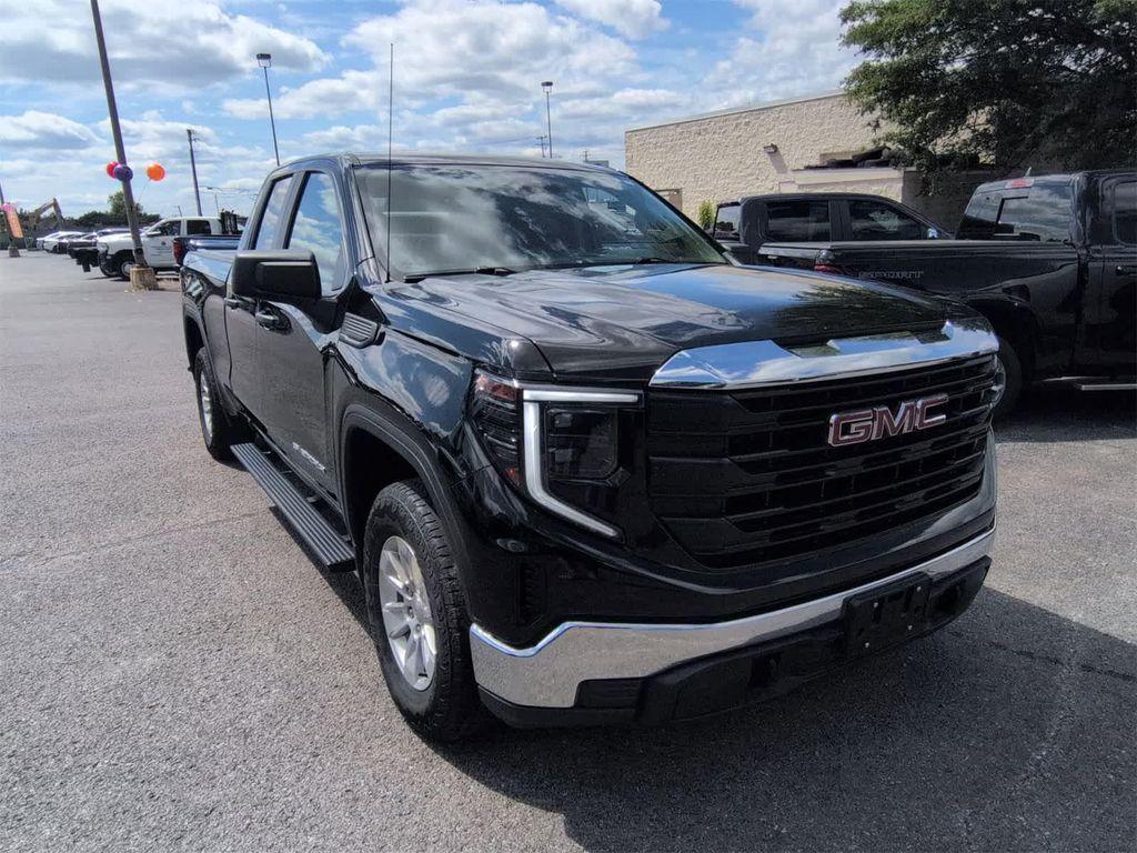 used 2023 GMC Sierra 1500 car, priced at $31,408