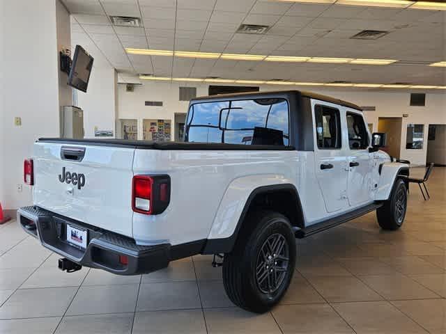 new 2024 Jeep Gladiator car, priced at $43,250