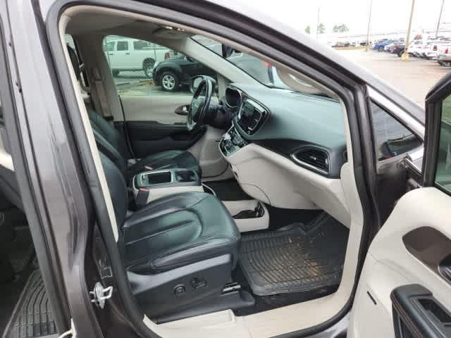 used 2019 Chrysler Pacifica car, priced at $20,205