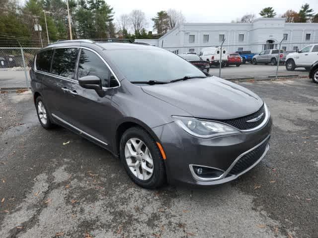 used 2019 Chrysler Pacifica car, priced at $20,205