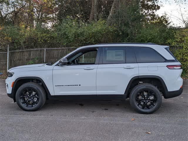 new 2025 Jeep Grand Cherokee car, priced at $38,935