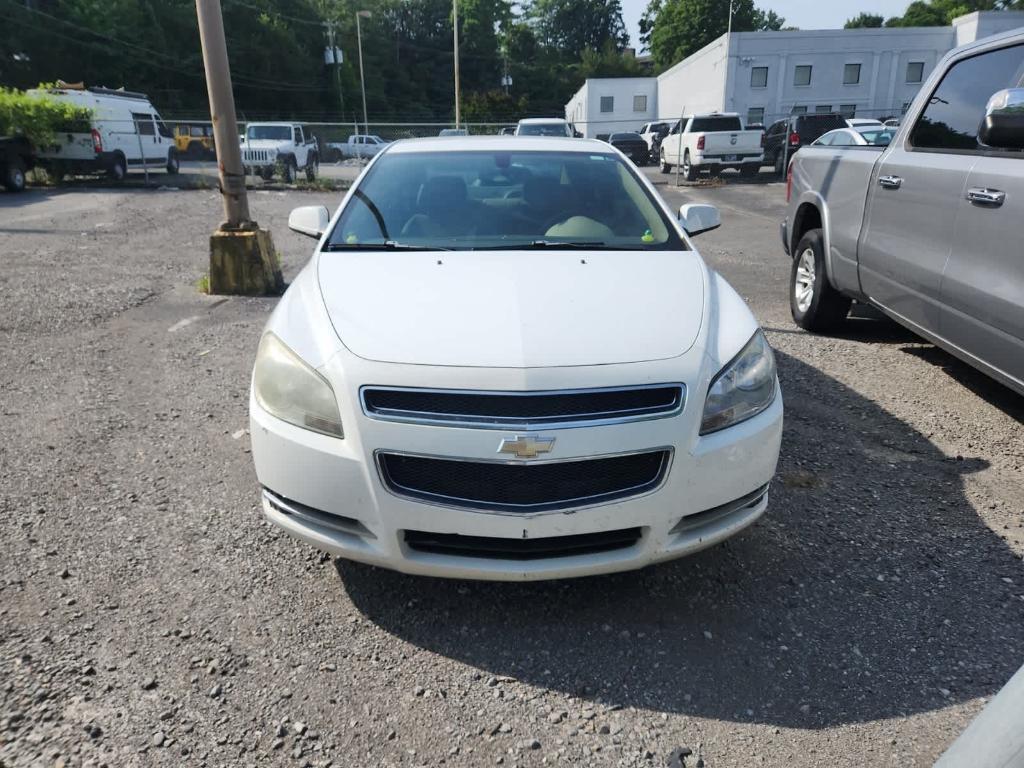 used 2009 Chevrolet Malibu car, priced at $3,995