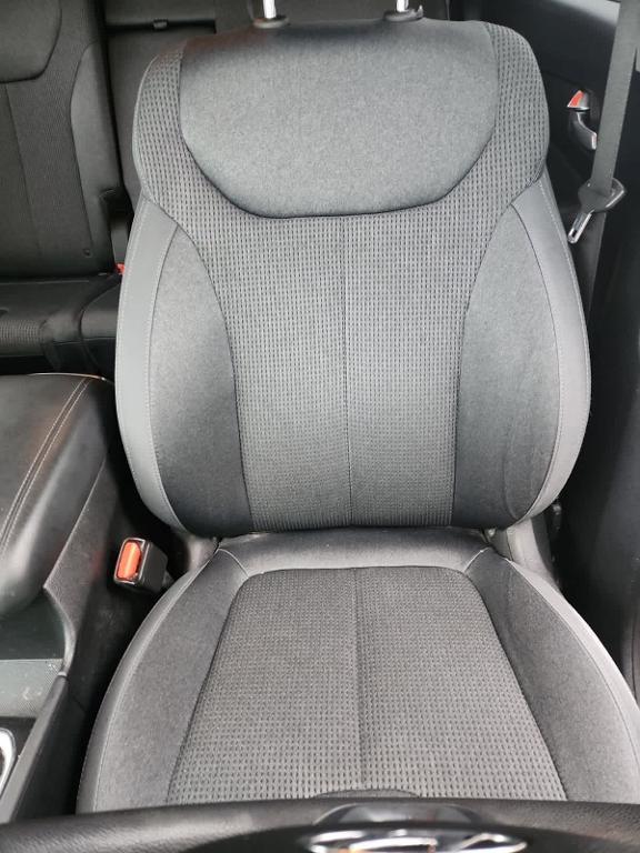 used 2019 Hyundai Santa Fe car, priced at $13,500