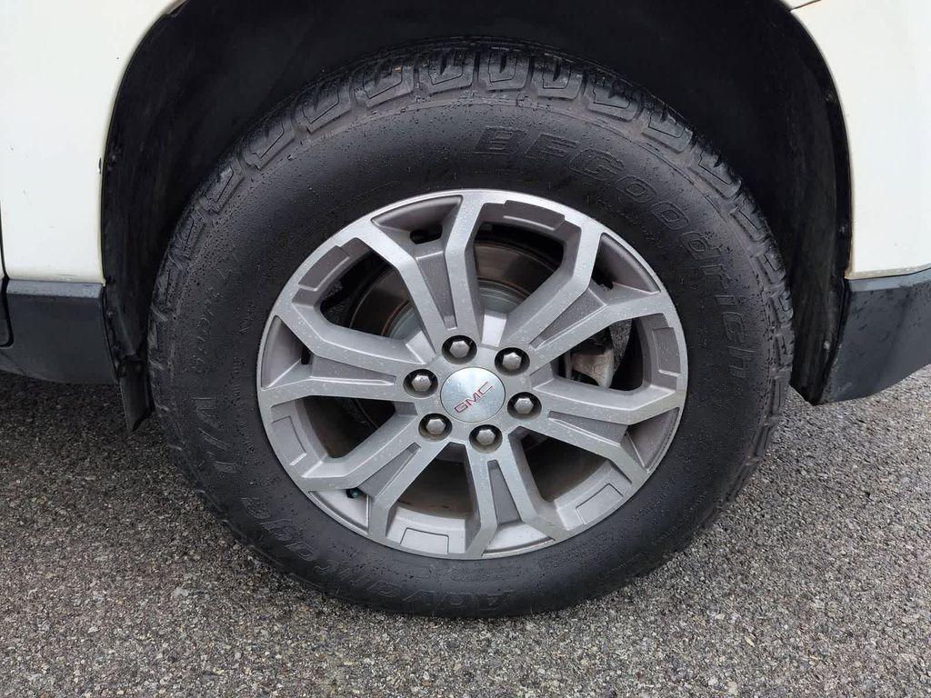 used 2013 GMC Acadia car, priced at $4,995