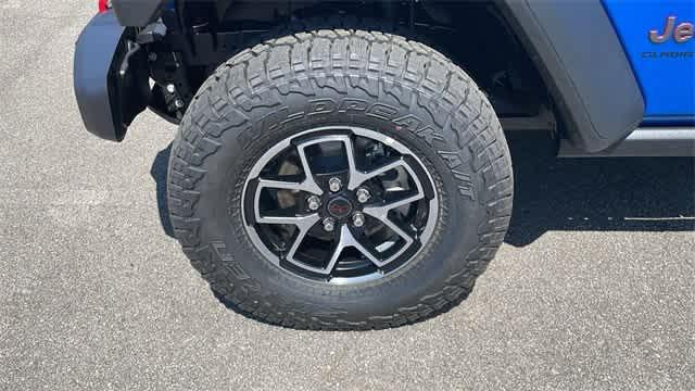 new 2024 Jeep Gladiator car, priced at $45,650