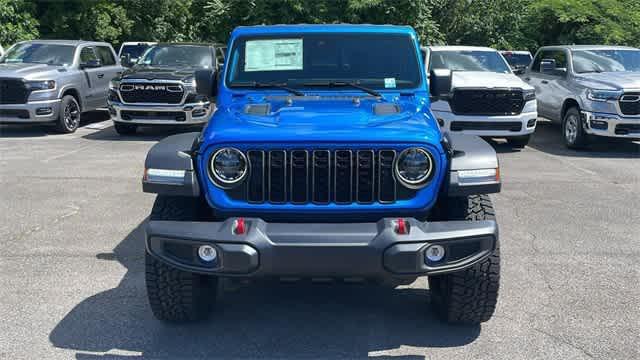 new 2024 Jeep Gladiator car, priced at $45,650