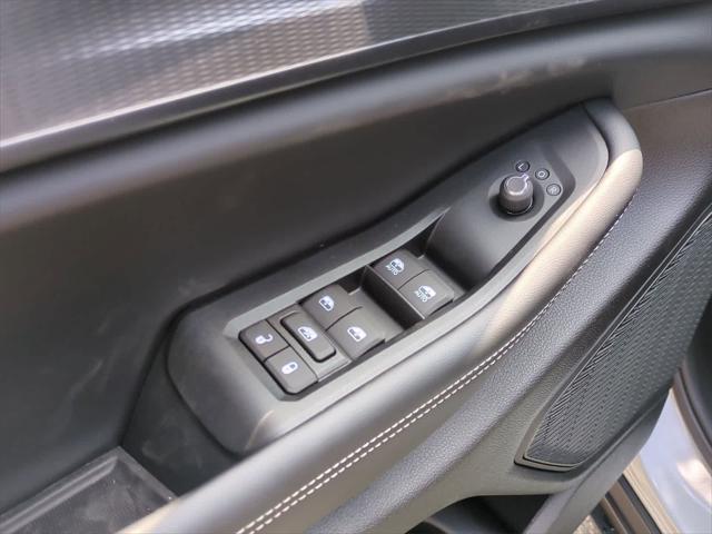 new 2025 Jeep Grand Cherokee car, priced at $38,375