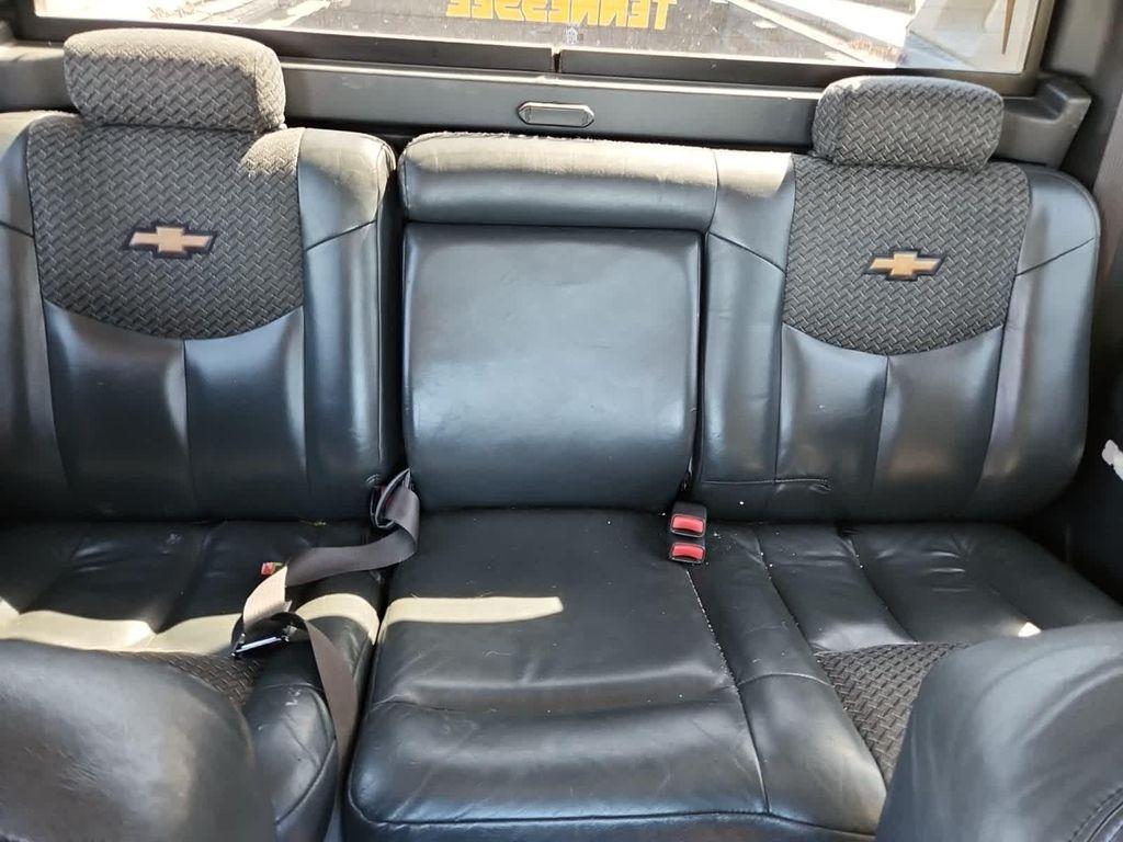 used 2002 Chevrolet Avalanche car, priced at $2,145
