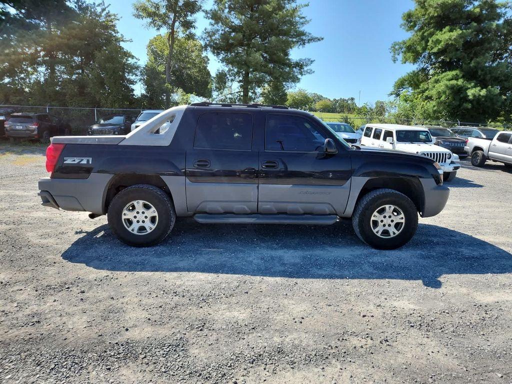used 2002 Chevrolet Avalanche car, priced at $2,145