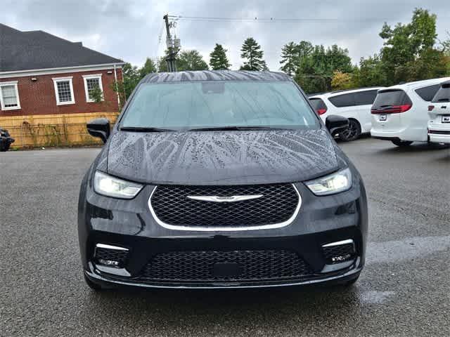 new 2025 Chrysler Pacifica car, priced at $35,500