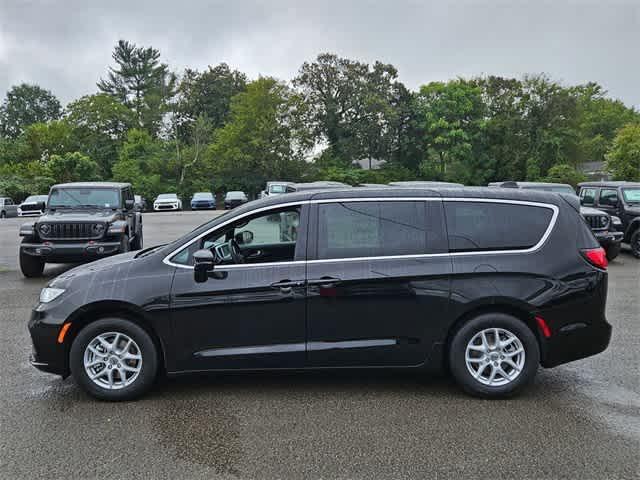 new 2025 Chrysler Pacifica car, priced at $35,500